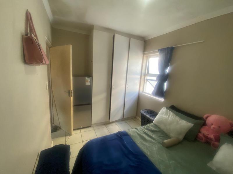 2 Bedroom Property for Sale in Maitland Western Cape